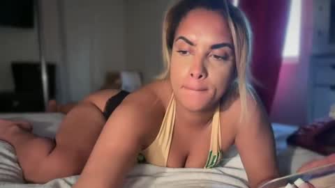 Snapshot of squirtinglexi chatting on 25, 6, 2026 Lexi online show from 25, 6, 2026