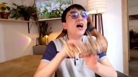 sr_evann online show from 5, 4, 2026