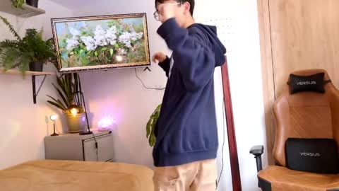 sr_evann online show from 9, 4, 2026