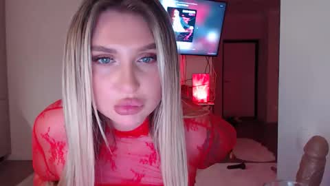 Snapshot of sriflermom chatting on 15, 4, 2026 Stiflermom online show from 15, 4, 2026