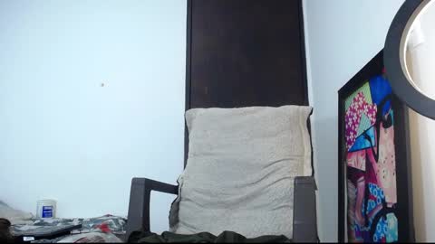 Snapshot of srta_fox chatting on 4, 10, 2025 Srta. Fox online show from 4, 10, 2025
