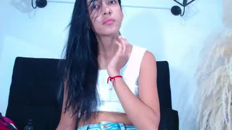 Snapshot of srta_luciana chatting on 2, 7, 2026 . . online show from 2, 7, 2026