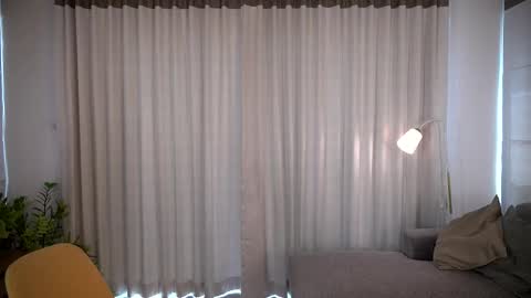 Scarlett online show from 12, 3, 2025