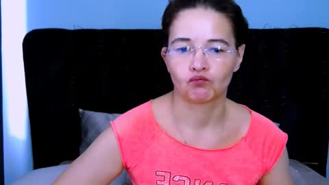 staceydarling online show from 19, 2, 2026