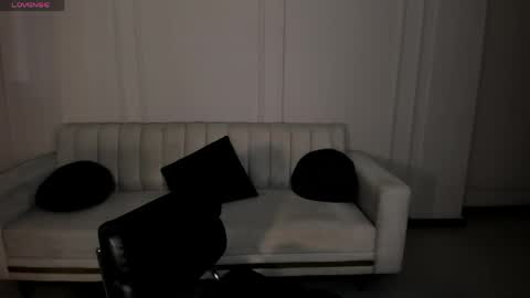 Stacy Woods online show from 25, 5, 2026