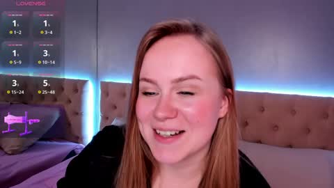 Snapshot of stacy_moorexx chatting on 17, 5, 2026 STACY online show from 17, 5, 2026