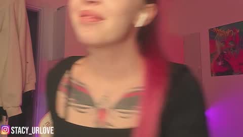 Stacy online show from 5, 3, 2025