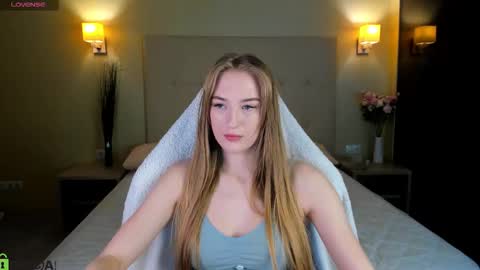 Stacy Mon Tue Wed Thu Fri Sun GMT GMT 3 1000am - 0400pm  online show from 23, 2, 2026