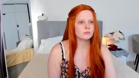 Snapshot of stacy_starrrr chatting on 2, 11, 2025 Stacy online show from 2, 11, 2025