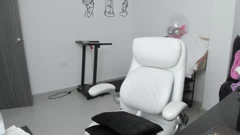 Zulma Yisset online show from 9, 1, 2026