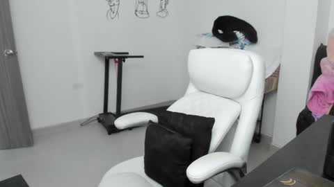 Zulma Yisset online show from 21, 4, 2026