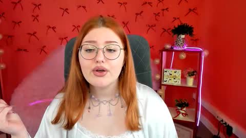 Snapshot of stacyjensen chatting on 18, 12, 2025 Stasey online show from 18, 12, 2025