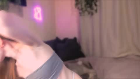 stacyloveforu online show from 16, 4, 2026