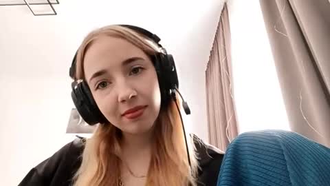 Mila online show from 18, 2, 2026