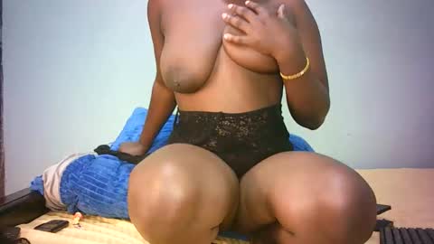 Stacysweet chocolate online show from 19, 12, 2025