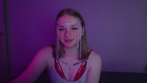 Snapshot of star_girlish chatting on 14, 10, 2025 star_girlish online show from 14, 10, 2025