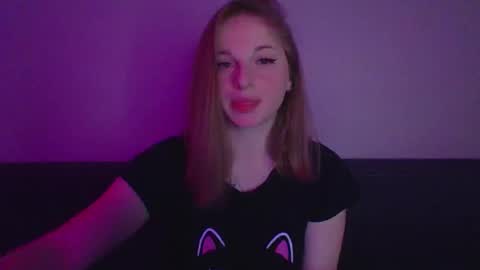 Snapshot of star_girlish chatting on 4, 11, 2025 star_girlish online show from 4, 11, 2025