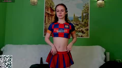 Snapshot of star_silk chatting on 10, 6, 2026 Eliza online show from 10, 6, 2026