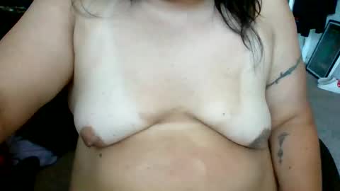 Snapshot of starella___saxxxton chatting on 23, 6, 2026 starella___saxxxton online show from 23, 6, 2026