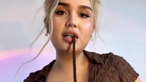 Stassy online show from 2, 3, 2025