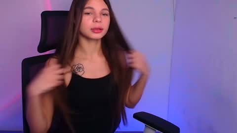 Snapshot of stasy_milk chatting on 4, 12, 2024 Stasy online show from 4, 12, 2024