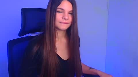 Snapshot of stasy_milk chatting on 20, 12, 2024 Stasy online show from 20, 12, 2024