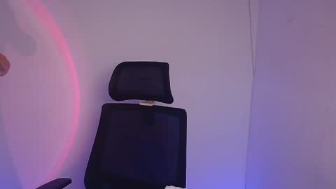 Snapshot of stasy_milk chatting on 5, 1, 2025 Stasy online show from 5, 1, 2025