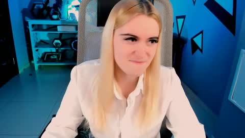 stef_nicks online show from 27, 3, 2026