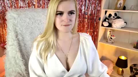Snapshot of stef_nicks chatting on 23, 5, 2026 stef_nicks online show from 23, 5, 2026