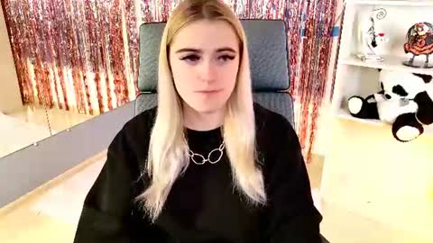 stef_nicks online show from 17, 7, 2026