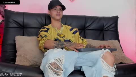 Snapshot of stefan_wonder_ chatting on 13, 12, 2024 Wonder online show from 13, 12, 2024