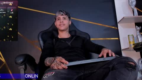 Snapshot of stefan_wonder_ chatting on 17, 1, 2025 Wonder online show from 17, 1, 2025