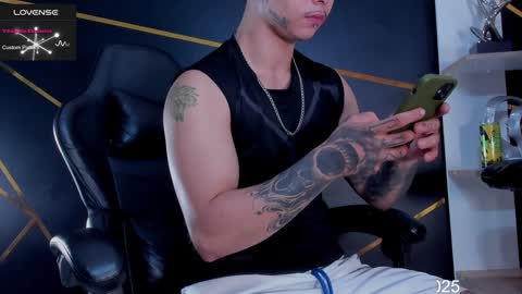 Snapshot of stefan_wonder_ chatting on 30, 1, 2025 Wonder online show from 30, 1, 2025