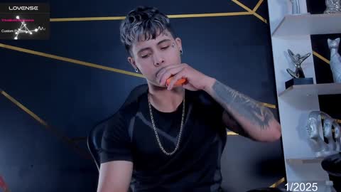 Snapshot of stefan_wonder_ chatting on 31, 1, 2025 Wonder online show from 31, 1, 2025