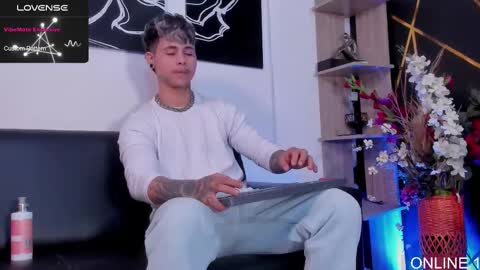 Snapshot of stefan_wonder_ chatting on 15, 2, 2025 Wonder online show from 15, 2, 2025