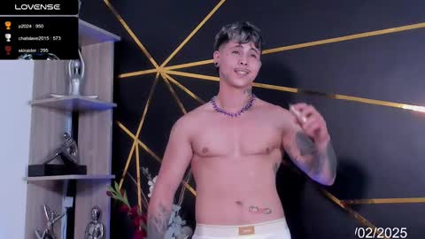 Snapshot of stefan_wonder_ chatting on 21, 2, 2025 Wonder online show from 21, 2, 2025