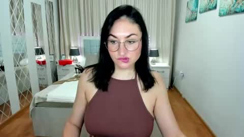 Snapshot of stefanawinter chatting on 14, 7, 2026 StefanaWinter online show from 14, 7, 2026