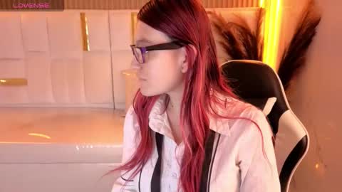 Stefania tp    730am - 1400 pm online show from 4, 3, 2026