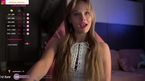 Snapshot of stefanie_collins chatting on 28, 1, 2025 Stefanie online show from 28, 1, 2025