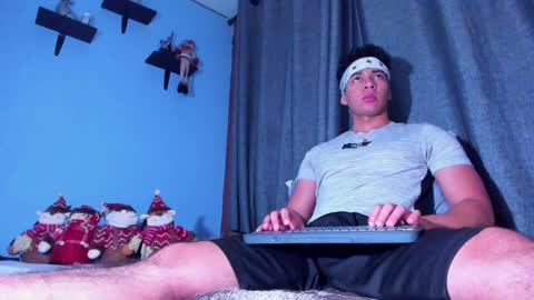 Stefann Salvatore online show from 7, 1, 2025