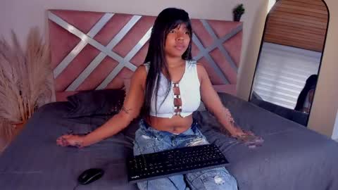 Stefanny  online show from 8, 4, 2026