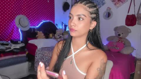 Im MiaIts my first day here  online show from 6, 2, 2025