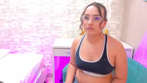Stefanny online show from 30, 9, 2025