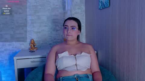 Stefanny online show from 14, 10, 2025