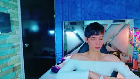 stefany piink online show from 27, 5, 2026
