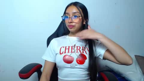 Snapshot of stefanygp chatting on 5, 3, 2025 Stefanny lopez online show from 5, 3, 2025