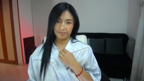 Snapshot of steffy_31 chatting on 17, 12, 2024 Steffy online show from 17, 12, 2024