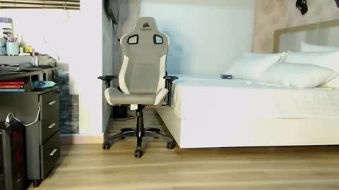 Zuly online show from 21, 9, 2025