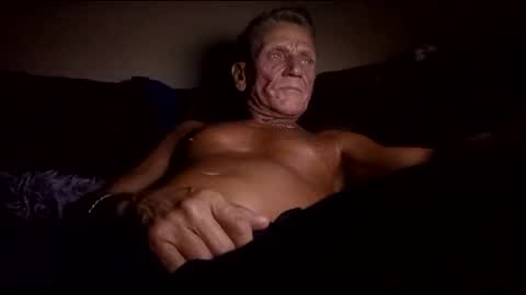 stefy1037 online show from 2, 1, 2025