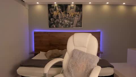 Stefy Cherry online show from 8, 3, 2025